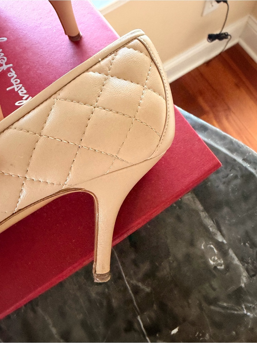 Salvatore Ferragamo Nude Quilted Leather Bow Pumps - Picture 5 of 7